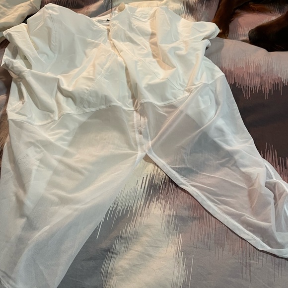 Zyia new with tags white tshirt - Picture 3 of 3